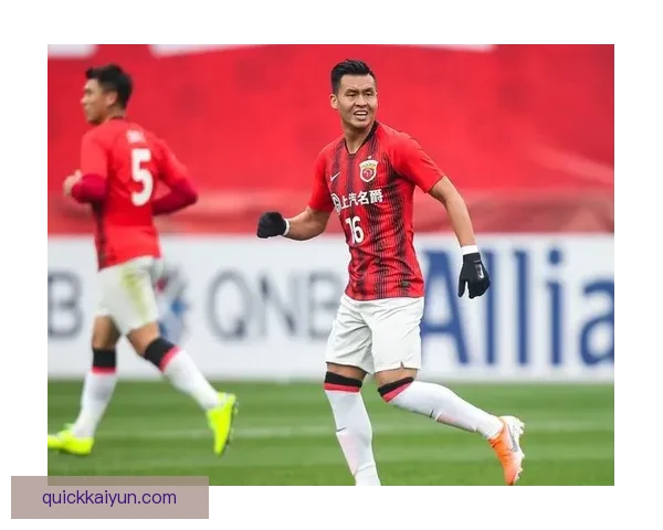 法马边路进攻表现稳健，近期战术侧重两翼推进